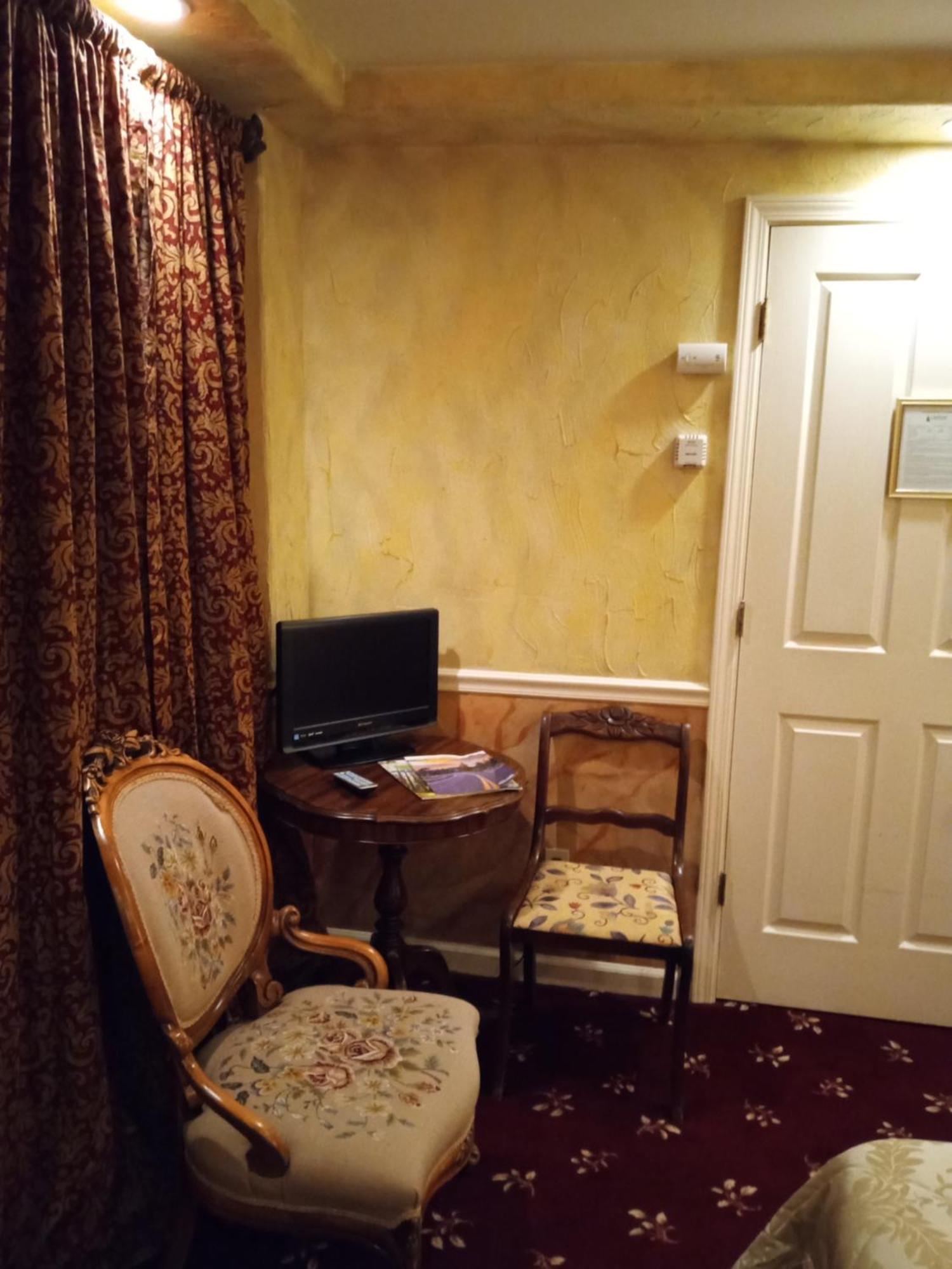 All Seasons Groveland Inn Oda fotoğraf